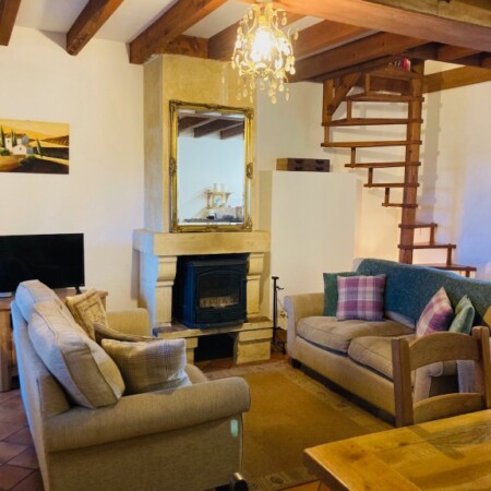 Rêves au Soleil - Tournesol gîte - comfortable living area